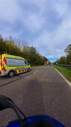 13K views · 2K reactions | Looook what I spotted on my travels !! Massive CAT 6330 scrapper !! #machinery #equipment #awesomeearthmovers #explorepage✨ | bearded_excavation_uk | Facebook