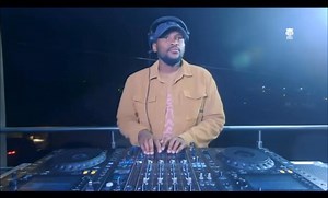 13K views · 566 reactions | Album listening session Track ID: Simple Tone x Dj Jaivane - June July Full live mix>>> https://m.youtube.com/watch?v=H-n_tCr1nFM&t=4062s&pp=ygULc2ltcGxlIHRvbmU%3D | Simple Tone | Facebook