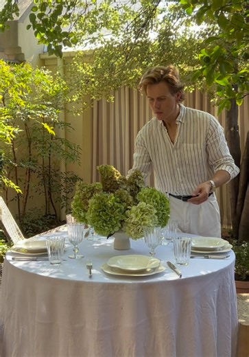 How to Style the Perfect Table at Home for Dinner