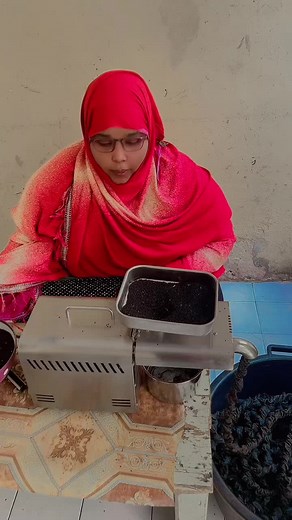 Manual Sieving Techniques for Seeds and Grains