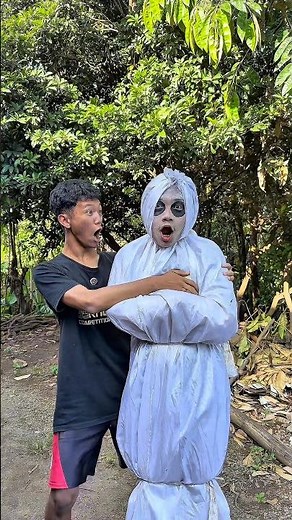 Throwing a ball turns into a ghost 👻 #shorts #viral