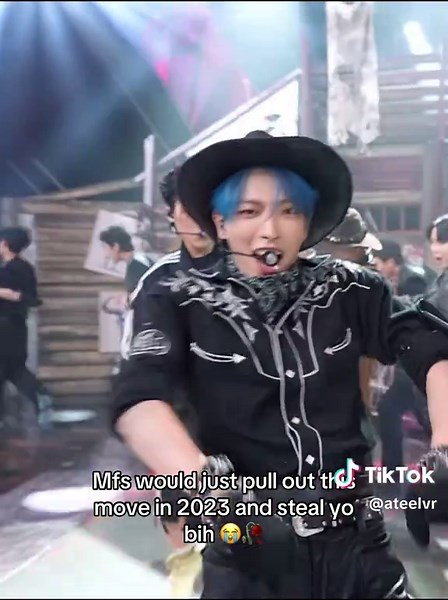 Hongjoong's Stunning Stage Presence at Ateez Concert