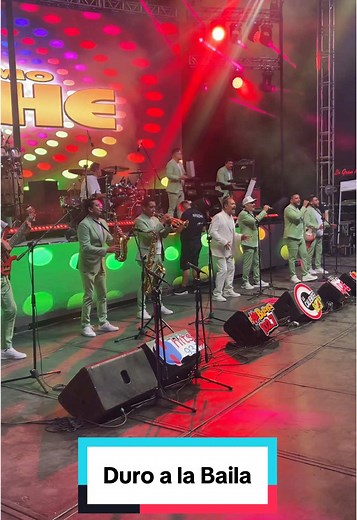 Duro a la Baila - Tropicalísimo Apache: Presentación y Canciones