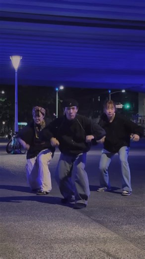 泰翔(:３っ)∋ on Instagram: "。 跳了個爽der - #locking #lockingdance #funk #dance #music #跳舞 #舞蹈教學 #街舞教學 #街舞課程"