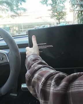 Saunyoto Swivel Screen for Tesla Model Y Perfrmance 16” display! Part 06