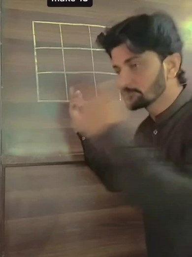 Drawing Numbers on a Chalkboard in Sequence