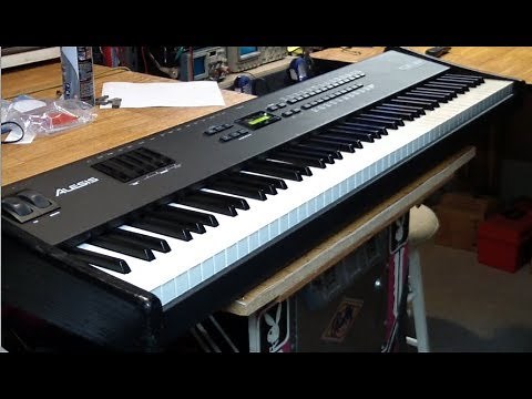 AE#9 Alesis QS8 LCD Repair and Key Contact Fix