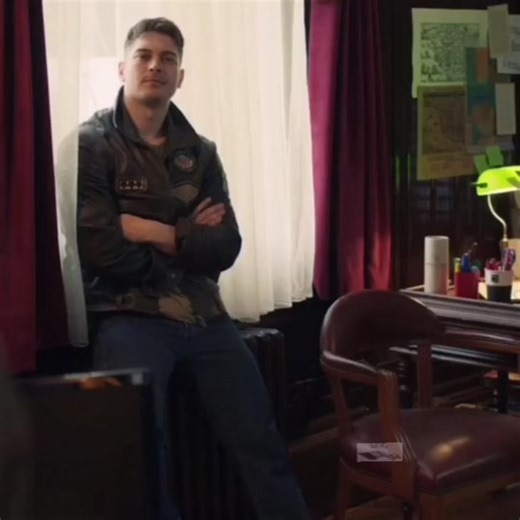 Cağatay Ulusoy as Hakan Muhafız on Netflix: The Protector