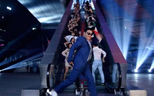 PSY（鸟叔）新神曲《DADDY》MV完整版！