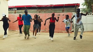 13K views · 189 reactions | Me senti motivado e fui organizar a coreografia com a minha crew de dança. | Manuel Kanza Coreógrafo | Facebook