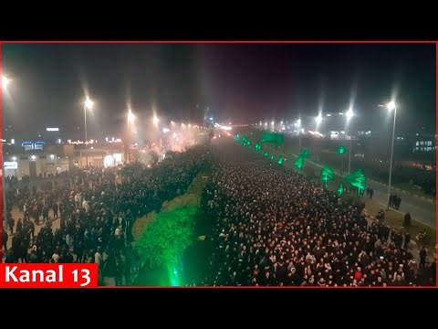 Over million people rally: Iran’s 2nd largest city under protesters’ control, regime forces leave