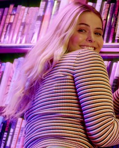 Match & chat with someone new | Tinder