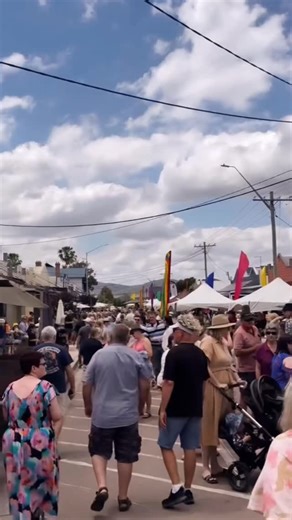 ARE YOU READY, DENMAN?! 🎉🍷 It’s almost time to sip, taste, dance, and celebrate the Hunter’s finest at the Denman Wine, Food & Film Affair! 🍷 Local wines, craft brews & spirits 🍔 Delicious eats 🎶 Live music all day 🎬 Short film screenings Grab your crew and your dancing shoes - it’s going to be one unforgettable weekend in Denman! ☀️ #denmannsw #denmanwinefoodandfilmaffair #dwffa #winefestival #foodfestival #huntervalleynsw | Discover Denman