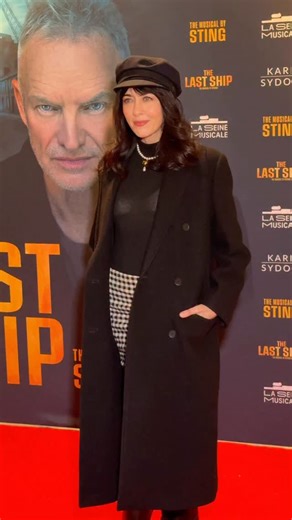 Nolwenn Leroy, Nagui, Aaron Paul… Il y avait du beau monde à la Seine Musicale pour la générale de « The Last Ship », la comédie musicale de Sting @kameloualioff @helenemannarino @nolwennleroyofficiel @aaronpaul @fredericlopez.officiel @danybrillant @theofficialsting @naguiiiiiii @agathelecaron #thelastship | Télé 7 Jours