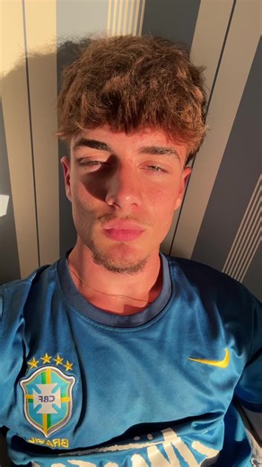 Videos de alexguillamet (@alexguillamet) con “Hey Lil Mama Eladio Carrión Rauw Alejandro - videos.mm7”