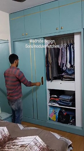 9K views · 1.4K reactions | #wadrobedesign #wadrube_doors #slaidingwordrobe #slaiding_door #newideas #smart_seting #sonumodulerkitchen | Sonu Moduler kitchen | Facebook