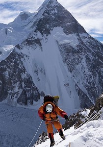 The Last First: Winter K2 streaming: watch online