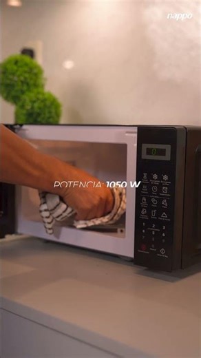 Microondas 20L EM720CXX-U