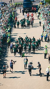 👋 The Champions have arrived at Paradise – let the celebrations begin! #CELSTM | #CelticFC🍀 | #TrophyDay🏆 | Celtic FC