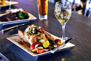 Fine Dining in Northridge, CA | Porter Valley Country Club