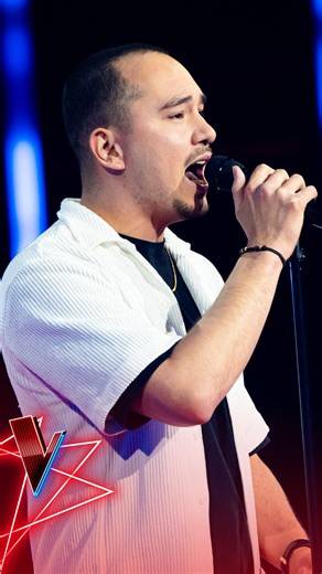 Après La Voix, Charles bouleverse The Voice Belgique et décroche le seul 4 buzzs de la soirée. 🟥 The Voice Belgique ➡ tous les mardis | 20h20 | RTBF La Une & RTBF Auvio | The Voice Belgique - RTBF