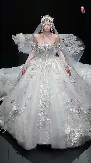 princess ball gown detachable sleeves wedding dress with train