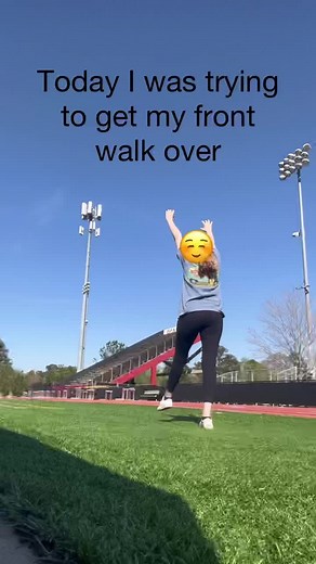 I need some tips!!! #tumbling #tricks #tumble #fyp #foryoupage #tumbleingfail