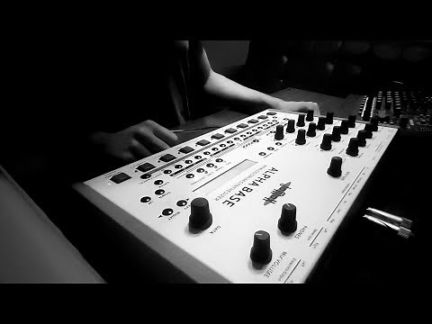 45 minutes with Jomox Alpha Base