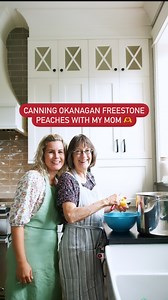 Canned Okanagan Freestone Peaches 20lbs freestone peaches (this makes approx 9 ~ 1 ltr jars) 5 cups sugar 10 cups water 1/2 cup lemon juice 1. Start by sanitizing your jars, place them in a cold oven and turn it up to 275 degrees F & heat for at least 15 minutes. 2. Boil the lids in a smaller pot to sanitize them. After 5 minutes you can shut the pot off and leave them in the water. 3. Start your syrup on the stove with 10 cups of water and 5 cups of white sugar. Stir til the sugar is dissolved 