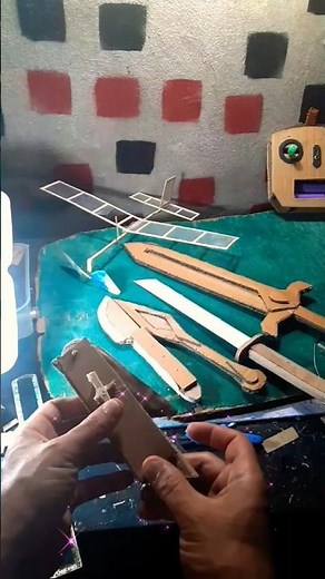 make weapon with cardboard #weapon #craft #diy #cardboard