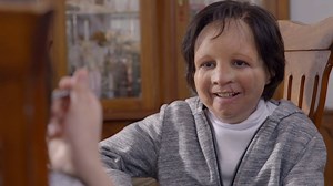 4.1M views · 188K reactions | Logan es un niño muy inteligente y bueno en el futbol, pero algunos niños lo molestan por su apariencia  #LaRosaDeGuadalupe  CAPÍTULO "Las envolturas no importan" | La Rosa de Guadalupe | Facebook