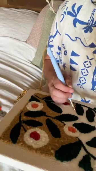 Trying Punchora's Punch Needle kit for the First Time