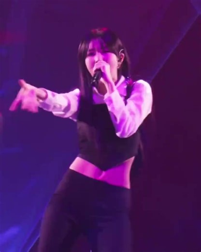 3.5K views · 246 reactions | Seulgi  | Red Velvet 휗휚 | Facebook