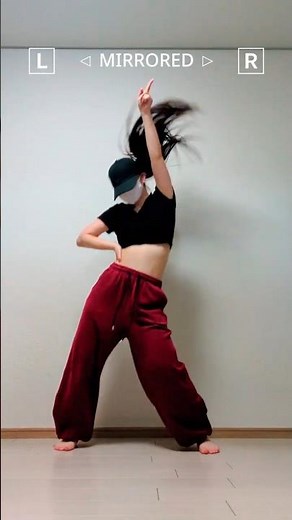 [MIRRORED] LE SSERAFIM - CELEBRATION | Dance Tutorial #ellendance #shorts
