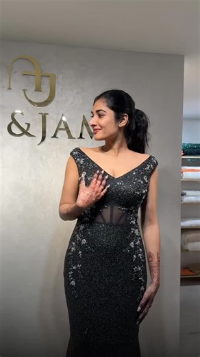 Paris De Boutique on Instagram: "Our gorgeous bride Kadhambari starting her new beginning in a meticulously crafted black net lace. This mermaid gown features a sculpting corset pattern that defines the silhouette with precision. Delicate floral embroideries bloom gracefully along the sides, adding softness to its bold structure. Crafted for memories that last a lifetime ✨ Contact us : 7034511800"