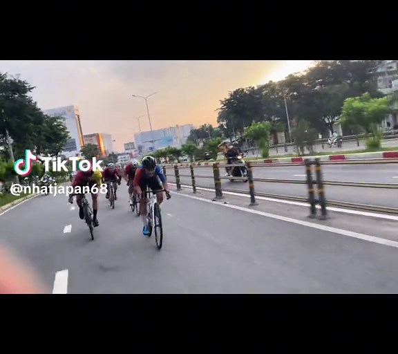 Cycling Sprint In XL Csg Every Morning , Please Join Us If You Like 🔥🔥🔥 #NhậtJapan #cycling #vietnam #viral #fyp