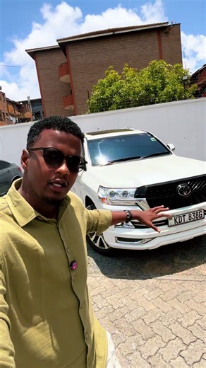 _*Price : 7,300,000*_ 🚗 Toyota Land Cruiser V8 ZX ══════════════════════ 📅 Year: 2016 🔹 Chassis No: URJ202 🔸 Mileage: 122,000 Km ⚙️ Drive: 4WD 🛠️ Engine: 4600cc Petrol 🎨 Color: White#akramcarsales #cardealership #showroom #kenya #kenyantiktok🇰🇪