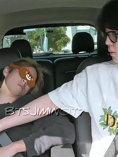 How Jimin Wakes Up Jungkook and Taehyung in BTS