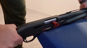 3K views · 213 reactions | This is how you can test if your shotgun loading port opening is ok :D #benelli #m2speed Teuvo Louhisola Oy | Kim Leppänen | Facebook