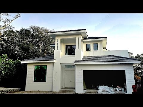 Proceso de instalación de teja en nueva construcción