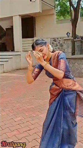 Pranavalaya song Dance by Aditee Kharat Student of Nrutyangana Kathak Academy song rights to owner