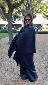 362 reactions · 133 comments | Winter Fashion in LA with a 80 degrees cold front in LA  I can’t wait to rock my heavy coats until then you can text “CHILL” and I’ll send you a  to some of my favorite 痢 finds. Your 痢 should be a statement. Enjoy the the cold for me. Text “Chill” for the  #fashion #outwear #coats | Rocsi Diaz | Facebook