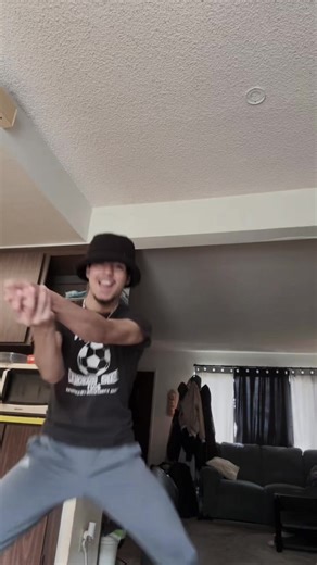 some old ish bc my shoulder buggin 😞#xyzbca #fypシ゚viral #wso #lougetbusy