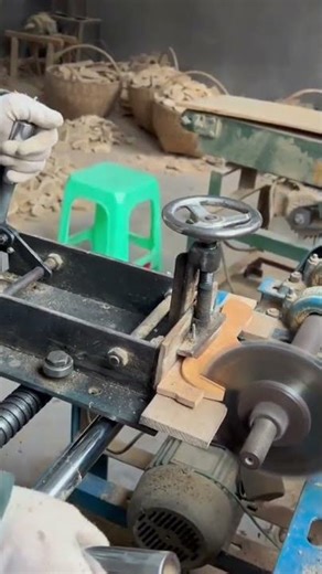 the process of making a comb from wood using a machine