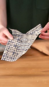 DIY Beeswax Wraps (Reusable Plastic Wrap Alternative) A simple swap that cuts plastic out of your kitchen 🐝 These DIY beeswax wraps are a natural alternative to single-use plastic. Made with just cotton fabric and pure beeswax, they’re reusable, breathable, and gentle on both your food and the planet. No plastic No waste No complicated tools Just a few simple materials you may already have at home. The best part? You control everything • the size • the fabric • how stiff or flexible they feel S