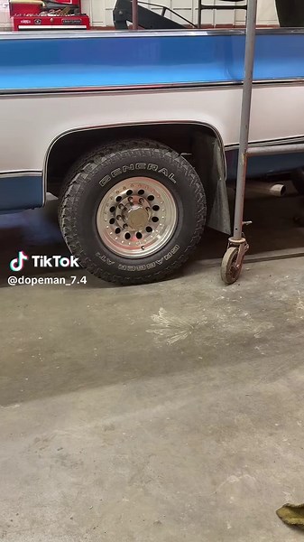 Dopemans back!!!! #gmc #square #pimp #truck #dopeman