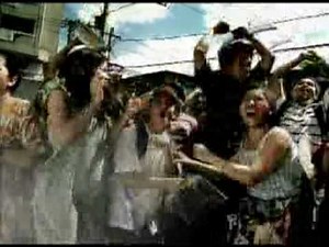 Coke Commercial 2009 - P7 Open Happiness