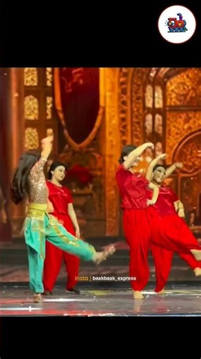 Milegi Milegi 💃 Spectacular Kids Dance Performance | Live Bollywood Stage Show | Stree (2018)