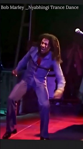 Bob Marley on stage - Nyabinghi Trance Dance. Learn from the Master! #reggae #bobmarley #nyabinghi