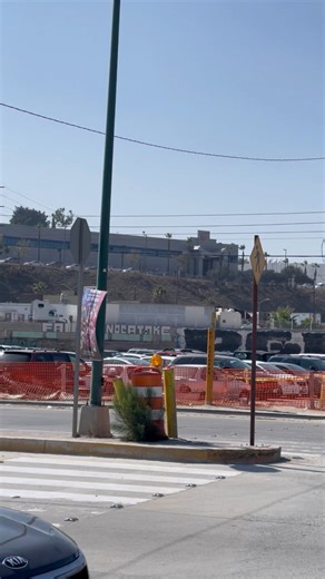 Una de las maquilas, en Tijuana donde casi medio Tijuana jalo, chulada 😆 | Tijuana bélico 2.0